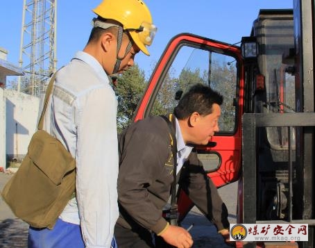 天業(yè)集團天域新實順利通過2018年特種設備叉車年審