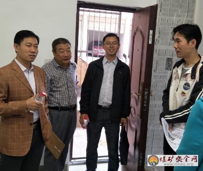 陳勁松到工程建設(shè)公司了解基層黨建活動(dòng)陣地建設(shè)情況