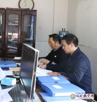 柏林煤礦黨委開(kāi)展安全文化建設(shè)專項(xiàng)檢查