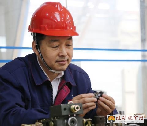 山東能源重裝集團(tuán)魯南裝備公司：受表彰，他們和我們有啥不一樣