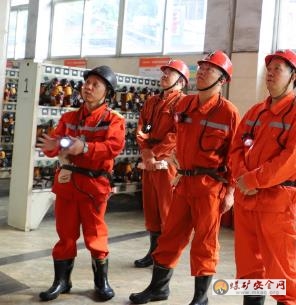 達(dá)竹公司董事長曹善華到柏煤礦檢查指導(dǎo)工作