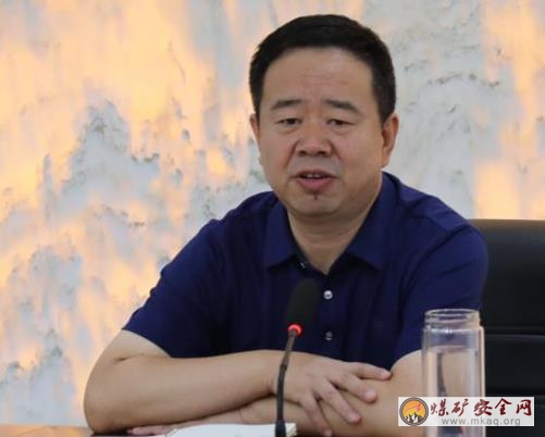 王玉寶到馬蘭礦督導(dǎo)安全“雙預(yù)控”工作
