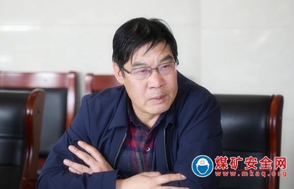 史安忠到孟家窯煤業(yè)檢查指導工作