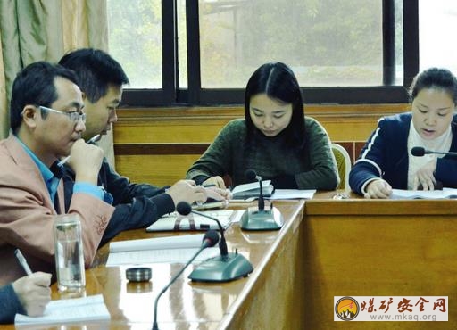 川煤達竹石板廠工會 開展家風論壇 培育良好廠風