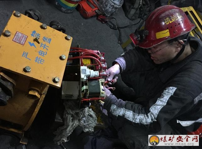 陜北礦業(yè)涌鑫公司安山煤礦機運隊“工匠精神”的傳承人