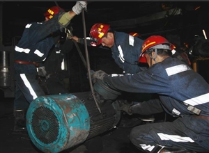 陜北礦業(yè)涌鑫公司安山煤礦機(jī)運(yùn)隊(duì)“過(guò)五關(guān)斬六將”