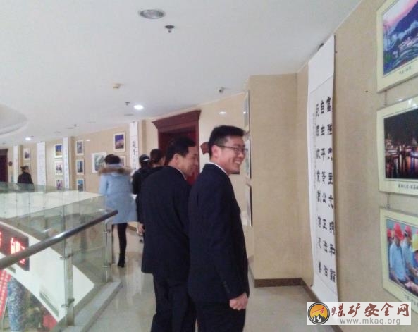 魯南裝備公司“迎新春職工書畫攝影展”送來祝福