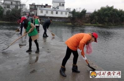 齊云山鎮(zhèn)全力應對雨雪冰凍災害天氣