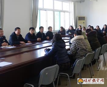 公用事業(yè)分公司舉辦“三供一業(yè)”移交人員轉(zhuǎn)崗安置招聘會