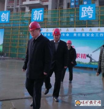 婁底：檢查中心城區(qū)建筑工地質(zhì)量安全