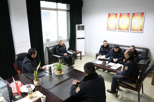 川煤集團(tuán)芙蓉救消大隊協(xié)助各礦做好節(jié)后瓦斯排放工作