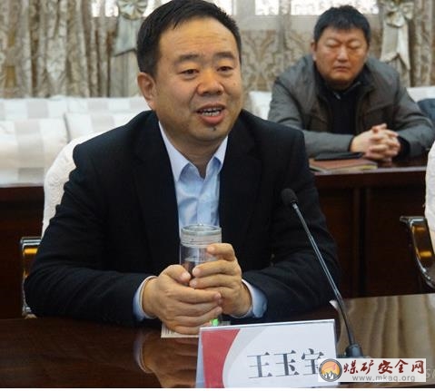 王玉寶會見同濟(jì)大學(xué)裝配式研究院院長李元齊一行