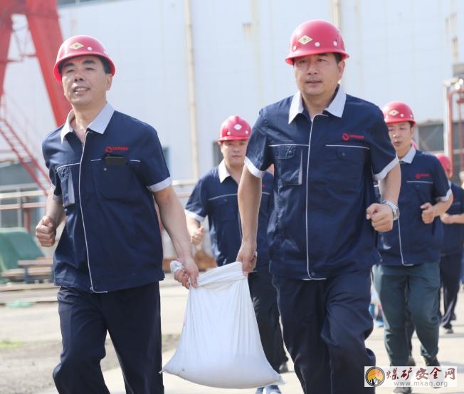 山東能源魯南裝備公司：實戰(zhàn)化演練  練就應急真功