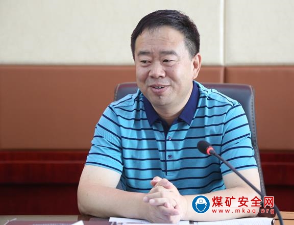 王玉寶到西銘礦調(diào)研工作時(shí)要求：在減人提效上下功夫 在培養(yǎng)人才上加力度