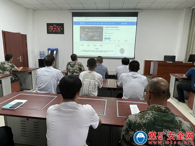  職工專業(yè)技能提高培訓(xùn)開班啦