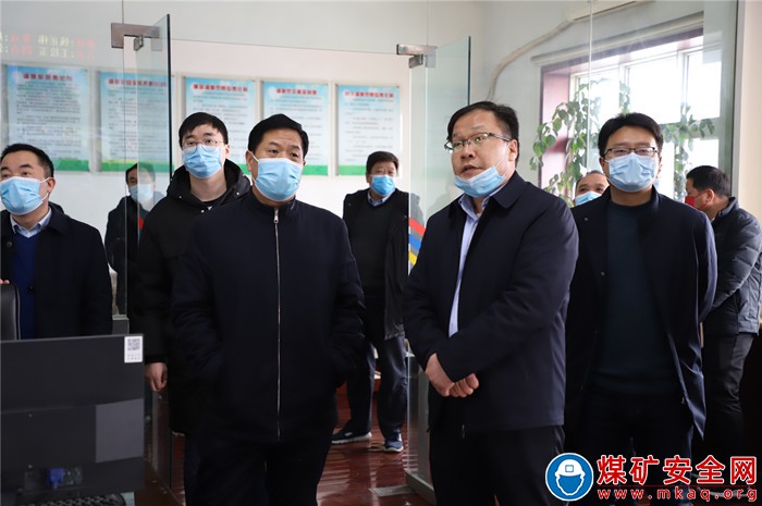 河南能源義煤公司千秋煤礦：檢查指導促發(fā)展