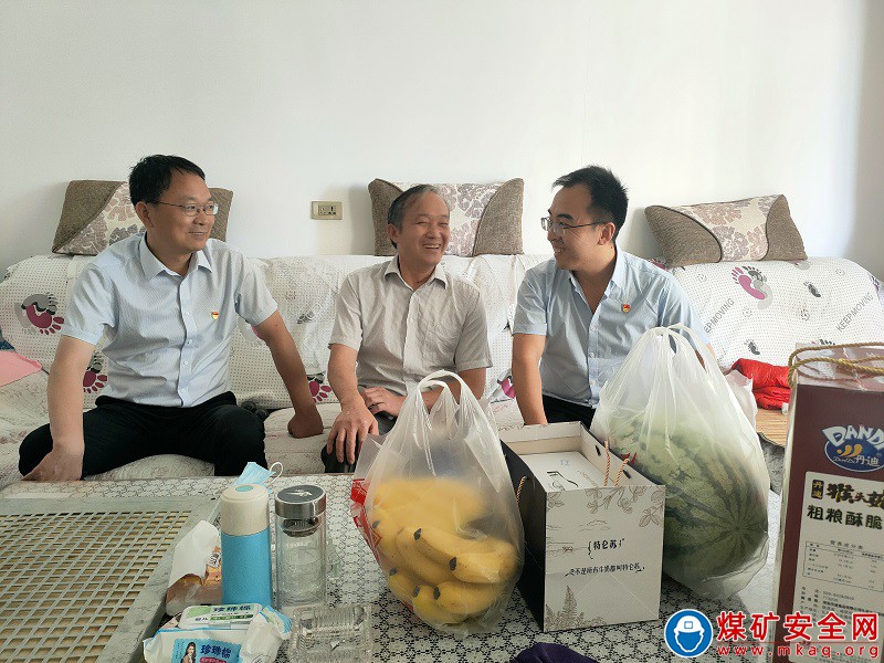 陜煤蒲白熱電公司：心系困難黨員  慰問(wèn)傳遞溫暖