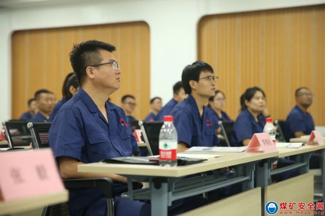 陜西中能煤田有限公司：青年英才培訓(xùn)班系列活動(dòng)