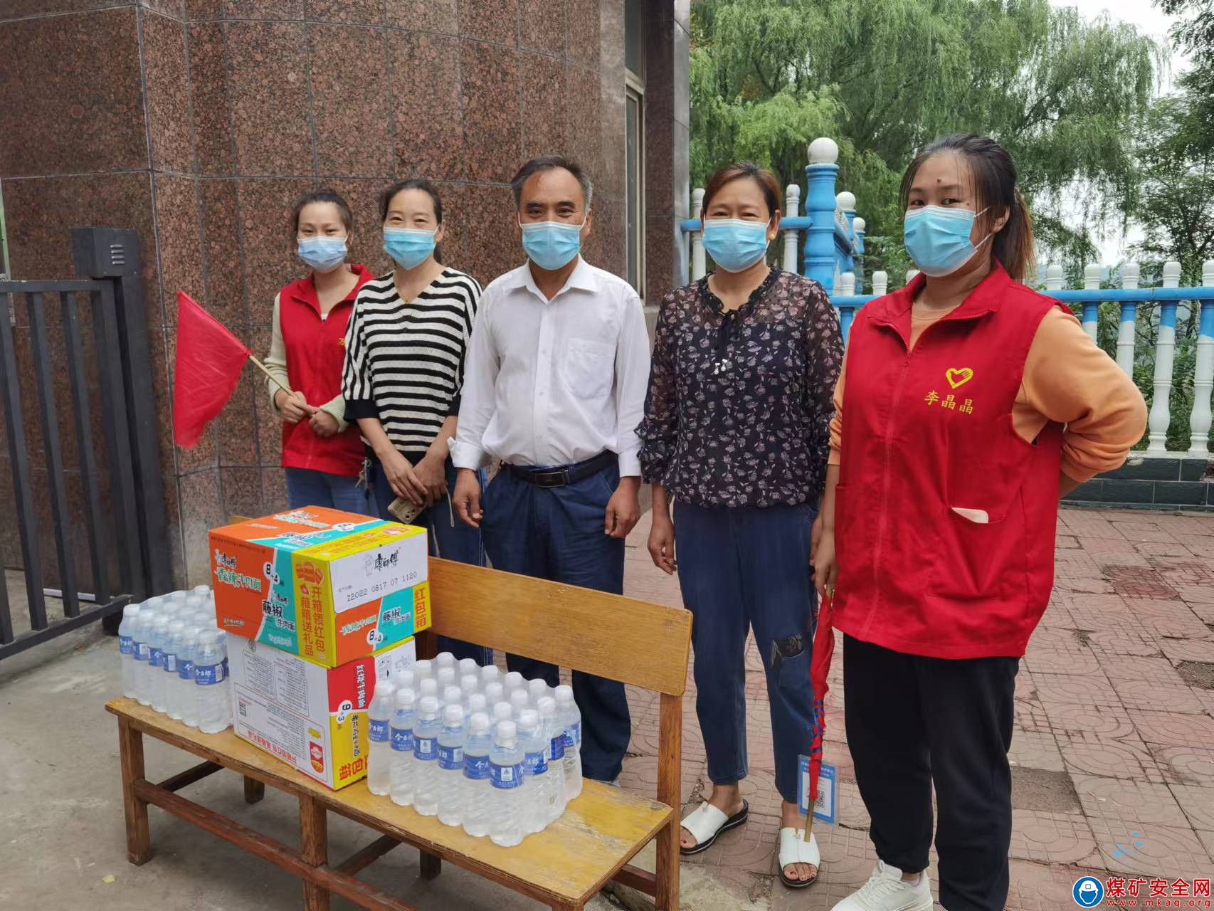 河南能源義煤集團石壕煤礦：慰問送達 關(guān)愛備至
