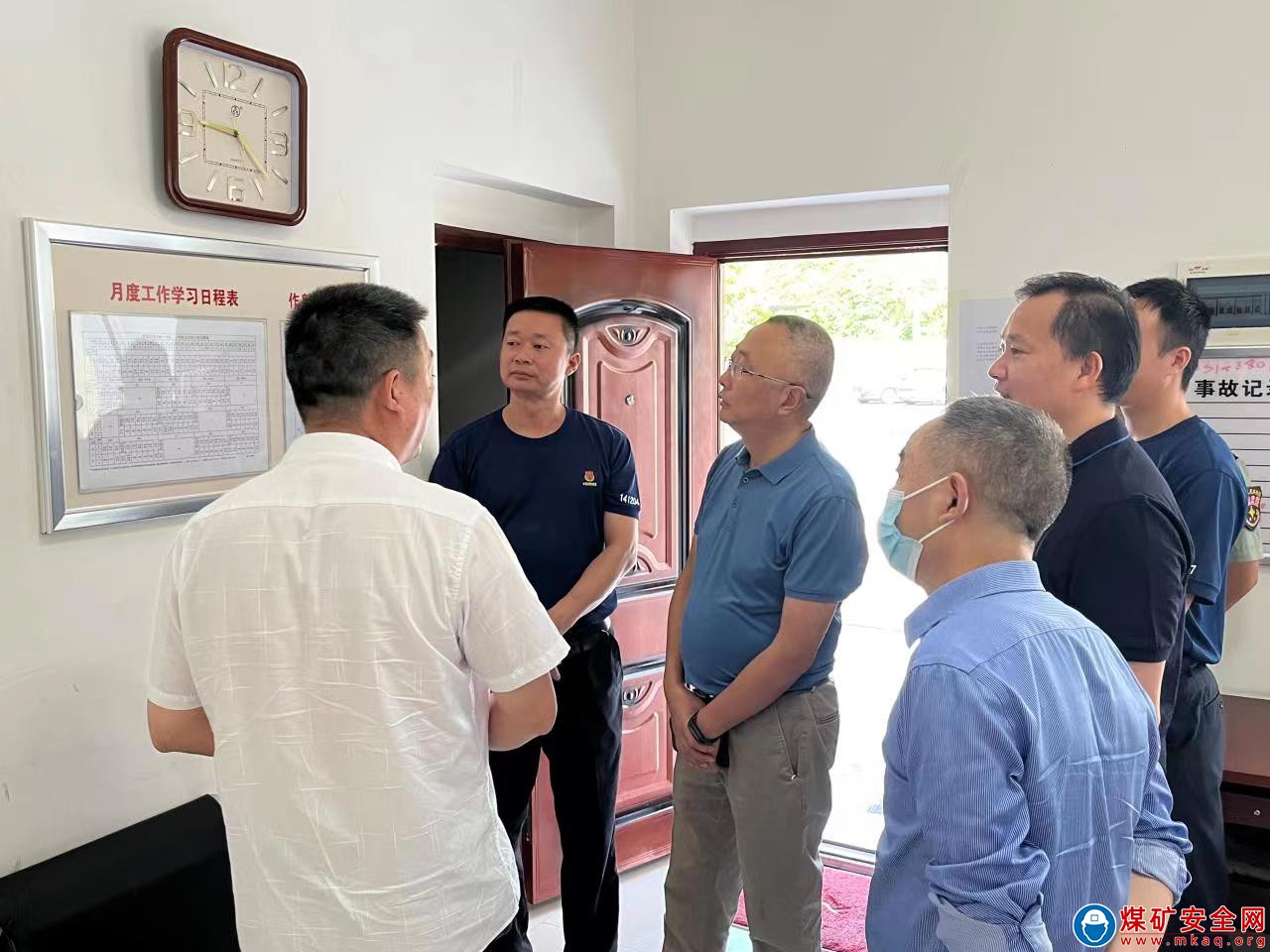 華榮能源公司到救消總隊達州分隊督導戰(zhàn)備值守工作