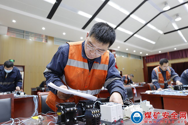 以比促學  以學促用