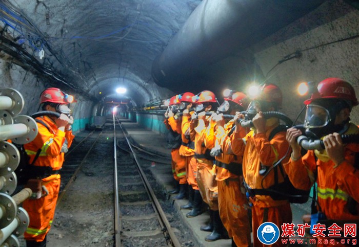 中煤新集救護大隊強化戰(zhàn)備值守  確保礦山安全穩(wěn)定