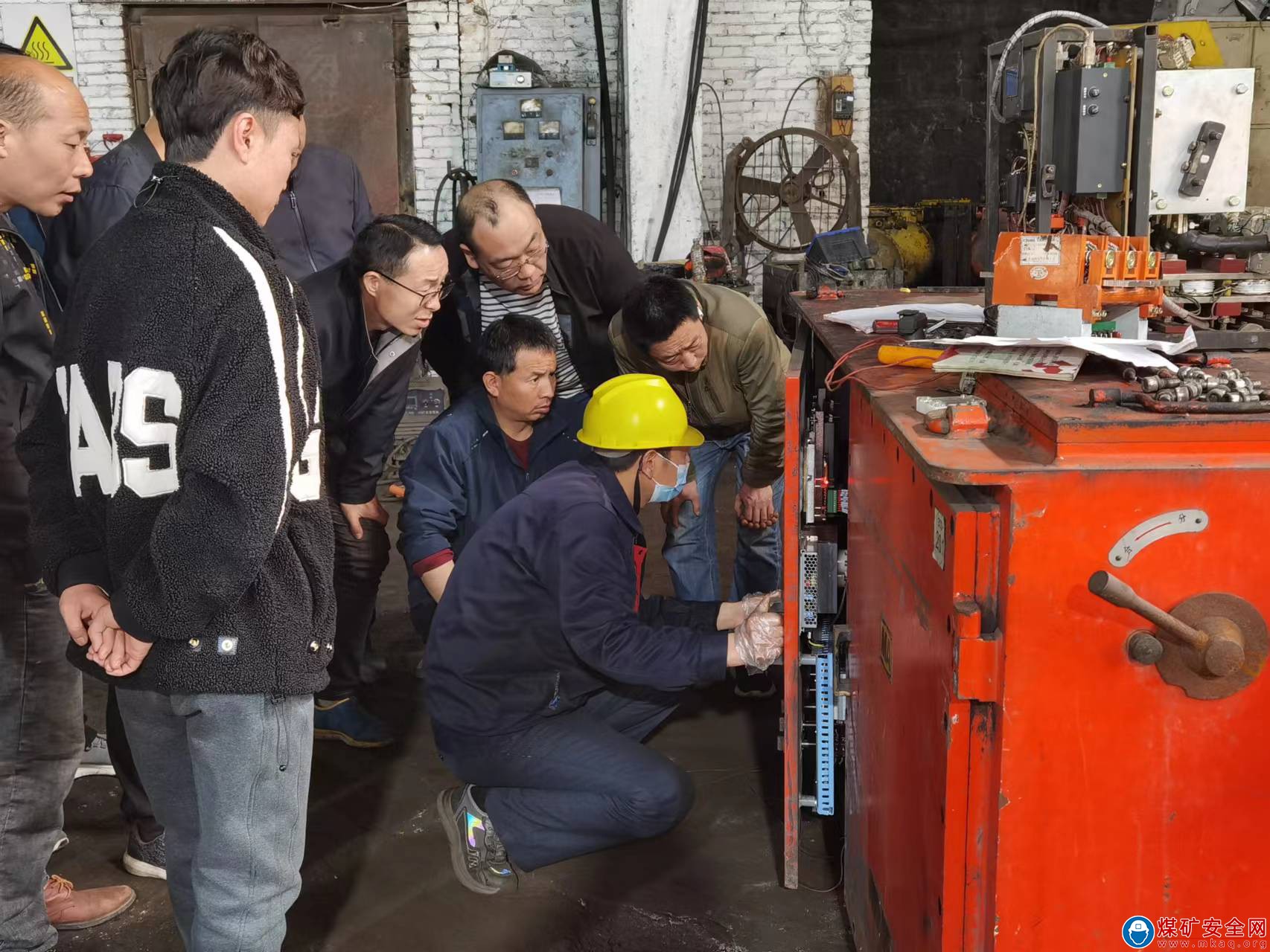 河南能源義煤公司石壕煤礦：嚴(yán)格制度 確保落實(shí)