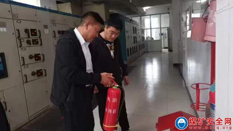 九里山礦武?？崎_(kāi)展入冬前礦區(qū)消防安全大檢查