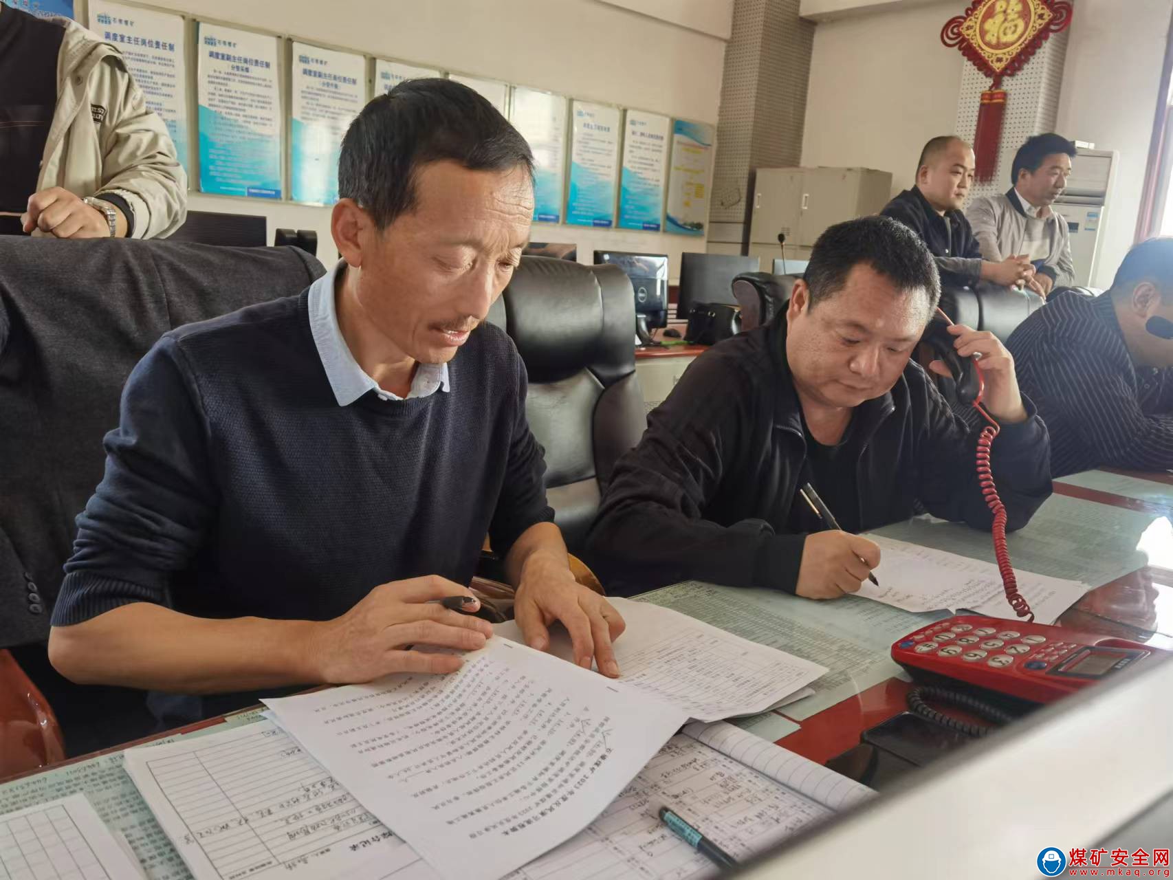 河南能源義煤公司石壕煤礦：加強調(diào)度保運行