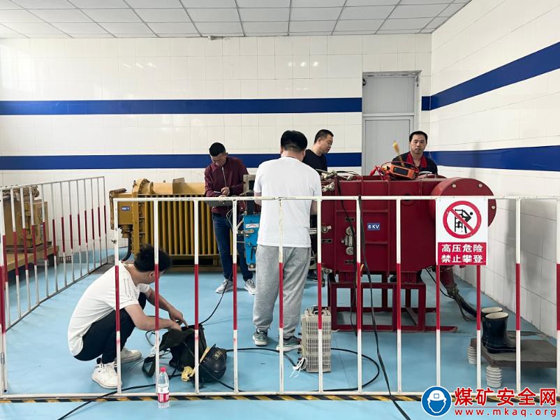 中煤新集公司培訓中心：開展電氣設(shè)備預防性試驗