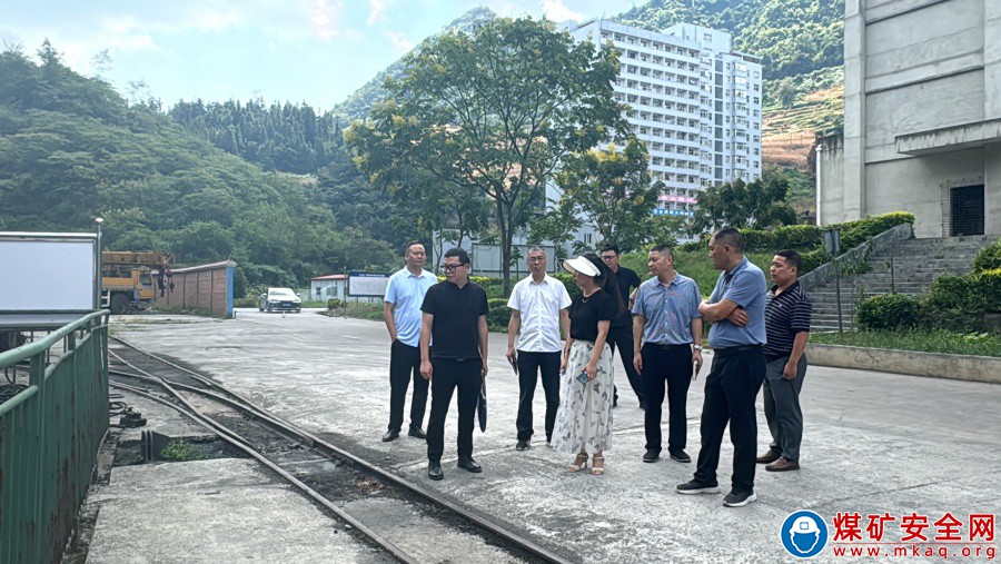 攜手共護(hù)生態(tài) 打造綠色礦區(qū)——古藺縣跨部門督導(dǎo)組到觀文煤礦開展環(huán)保綜合督查